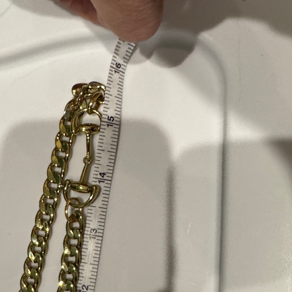 Elegant Gold Tone Cuban Chain Necklace - Picture 6 of 6